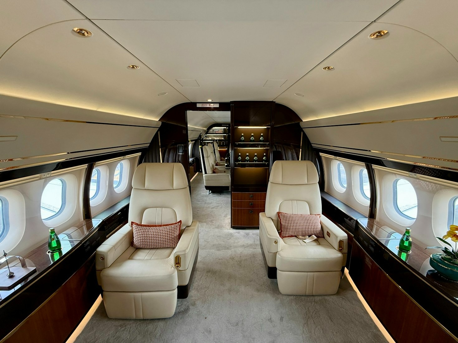 Why Choose Morshka for Your High-End Transportation Needs